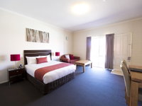 Quality Inn Colonial