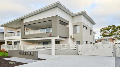 Quiet Garden City Unit - Free WiFi & Parking - Sunshine Coast Tourism 2