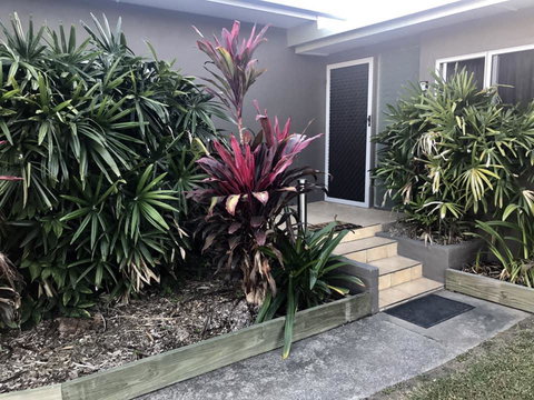 QUIRKY QUEENSLANDER 6 BEDROOM HOME - Holiday Sunshine Coast 1