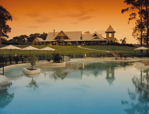 Rafferty's Resort - Sunshine Coast Tourism 0