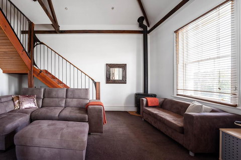 Raffless - Holiday Sunshine Coast 3