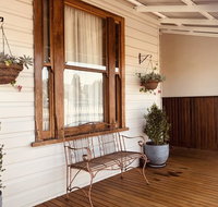 Railway Cottage - Holiday Sunshine Coast