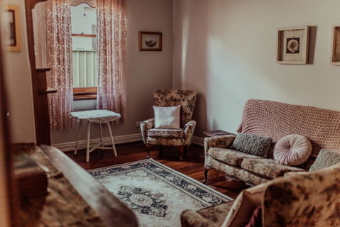 Railway Cottage - Sunshine Coast Tourism 2