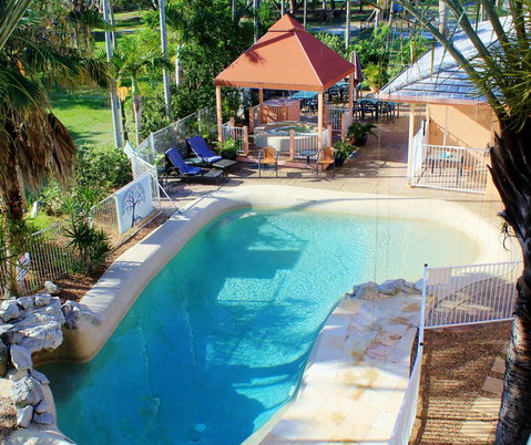 Rainbow Sands Resort - Holiday Sunshine Coast 2