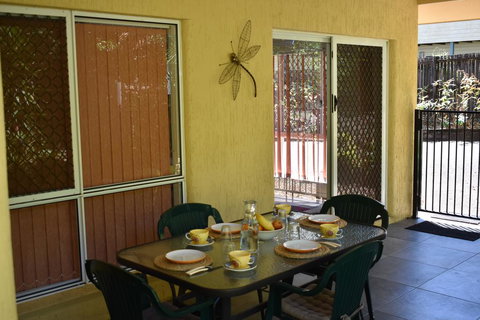 Rainforest Cottage Cairns - Sunshine Coast Tourism 1