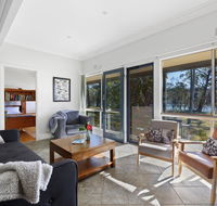 Rakali Cottage Lake Conjola - Sunshine Coast Tourism