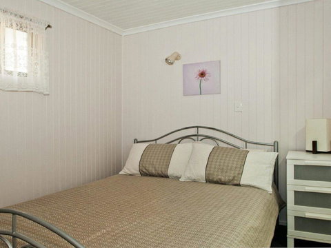 Ravello - Mediterranean Style Living - Holiday Sunshine Coast 3