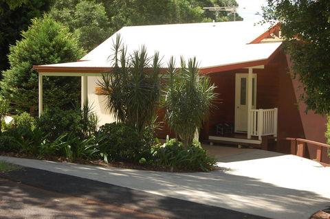 Ravensbourne Escape- Kookaburra Kottage - Sunshine Coast Tourism 3