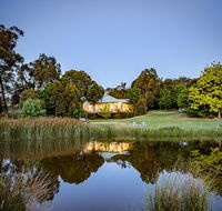 Raynella Alpaca Farmstay - Sunshine Coast Tourism