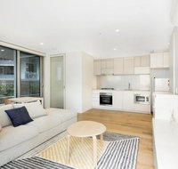 Readyset Rose Lane Melbourne - Holiday Sunshine Coast
