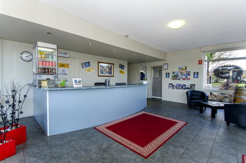 Red Carpet Motel - Holiday Sunshine Coast 2