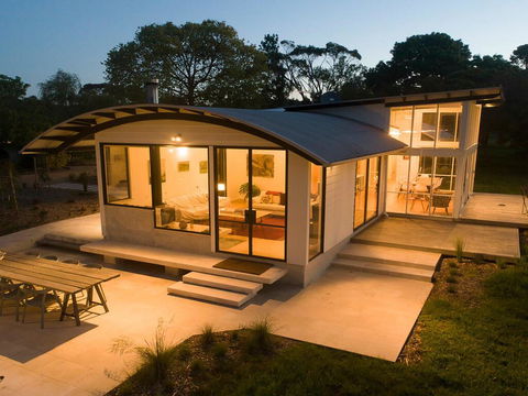 Red Hill Ridge - Sunshine Coast Tourism 0