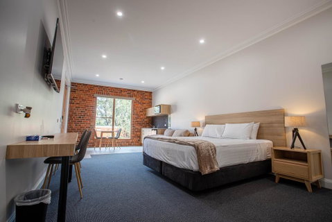 Red Waratah Accommodation - Sunshine Coast Tourism 2