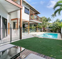 Reeflections Holiday Villas - Sunshine Coast Tourism