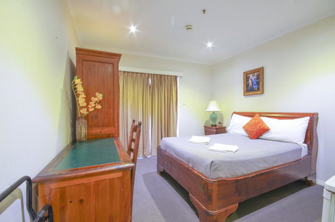 Regency Apartments Adelaide - Holiday Sunshine Coast 2