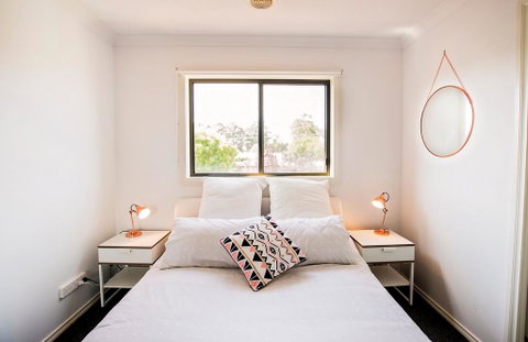 Regent Retreat - Echuca Moama Holiday Accommodation - Sunshine Coast Tourism 0