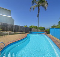 Relax At Lighthouse 4 Lighthouse Road - Sunshine Coast Tourism