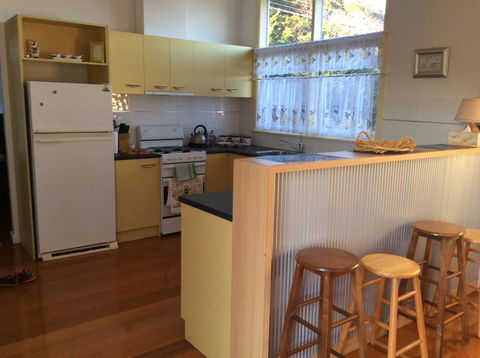 Resilience Guest House - Sunshine Coast Tourism 0