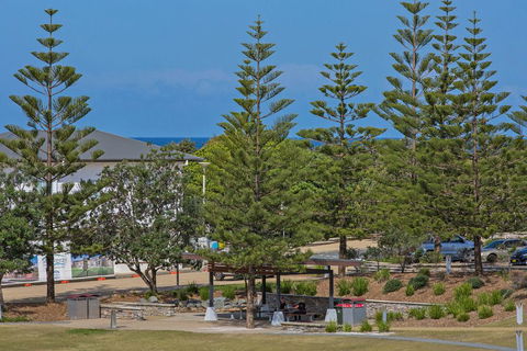 RESORT & SPA 2306/07 OCEAN GLIMPSES - Holiday Sunshine Coast 2