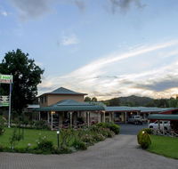 Rest Point Motor Inn - Holiday Sunshine Coast