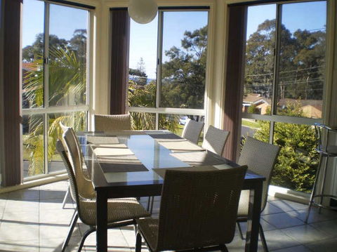 Retreat On Surf Beach - Sunshine Coast Tourism 1