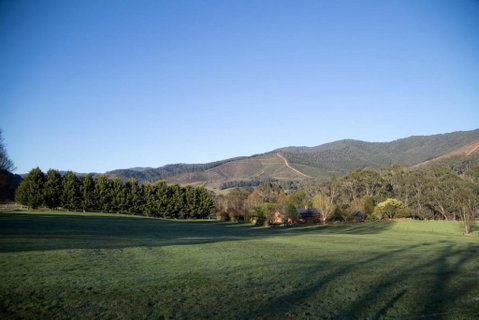 Ridge Line Riders Luxury Retreat - Sunshine Coast Tourism 0