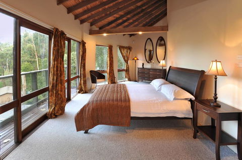 Risehill House - Sunshine Coast Tourism 1