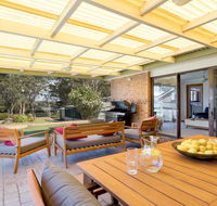 Rita Mae's on the river - relax and recharge - Sunshine Coast Tourism
