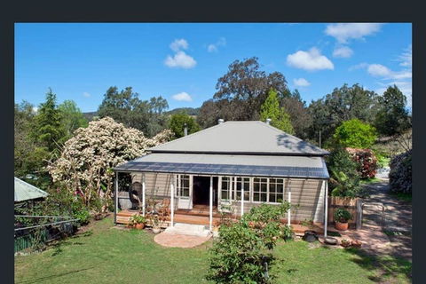 River Cottage - Boutique Accommodation - Holiday Sunshine Coast 0