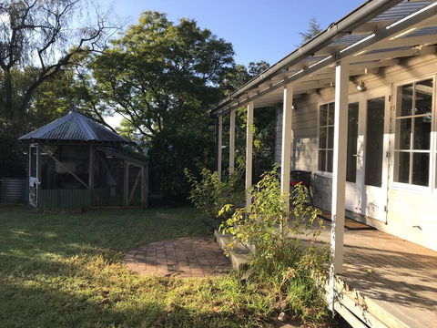River Cottage - Boutique Accommodation - Holiday Sunshine Coast 1