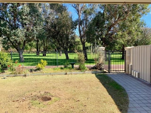 River Glen - Holiday Sunshine Coast 1