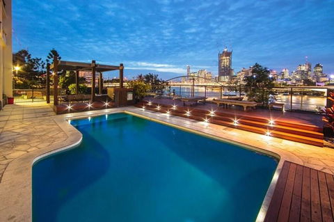 River Plaza Apartments - Holiday Sunshine Coast 1