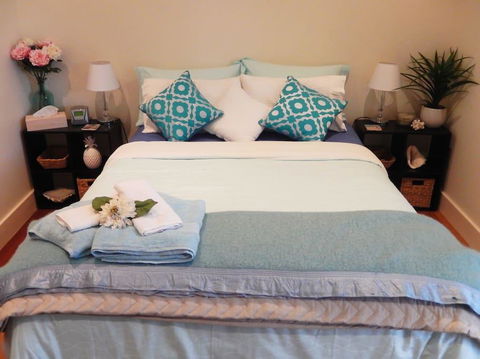 Riverbend Suite Rooms - Holiday Sunshine Coast 2