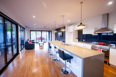RL Apartments 3 Simms St - Sunshine Coast Tourism 2