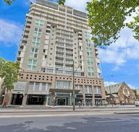 RNR North Terrace - Holiday Sunshine Coast