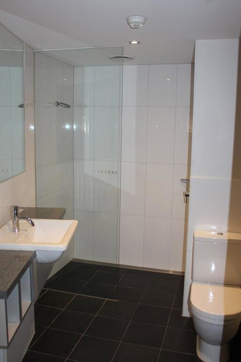 Ropers Apartment 301 - Sunshine Coast Tourism 3