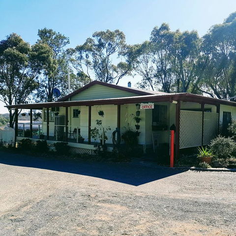 Rose City Caravan Park - Sunshine Coast Tourism 3