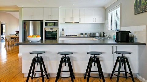 Rosella House Robertson - A Tranquil Highlands Escape - Holiday Sunshine Coast 2