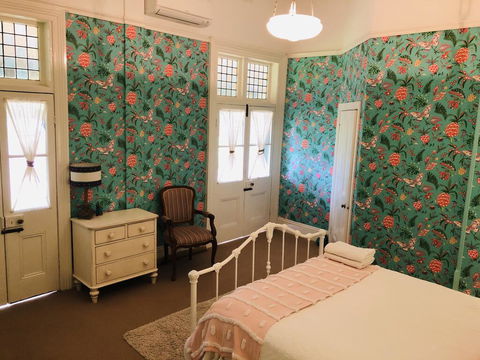 Russley Rural Retreat - Sunshine Coast Tourism 2