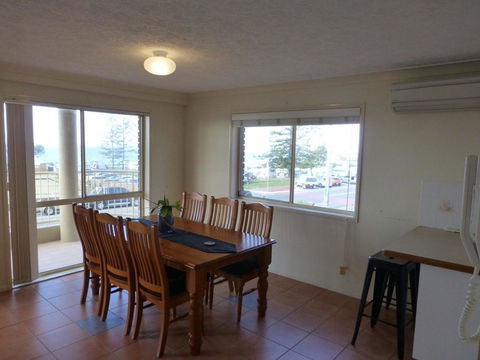 Saint Bernadine - Holiday Sunshine Coast 3