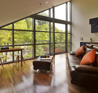 Salamanca Wharf Hotel - Sunshine Coast Tourism