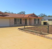 Salamander Way' 99a Salamander Way - fantastic duplex close to Horizons Golf Resort - Sunshine Coast Tourism