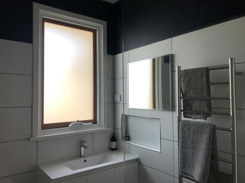 Salt 112 House - Sunshine Coast Tourism 0