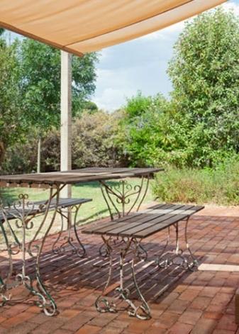 Saltaire Cottages - Sunshine Coast Tourism 3