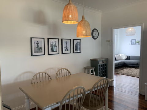 Salty Cottage Northam - Holiday Sunshine Coast 1