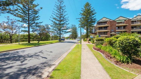 San Chelsea Beachside Apartments - Sunshine Coast Tourism 1