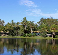 Sanctuary Lakes Fauna Retreat - Sunshine Coast Tourism