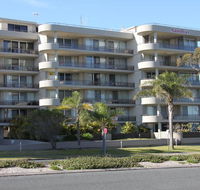 Sandbar 102 - Forster Main Beach - Sunshine Coast Tourism