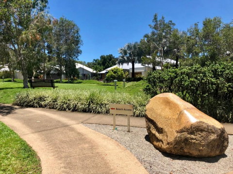 Sandcastles - Palm Cove - Sunshine Coast Tourism 3