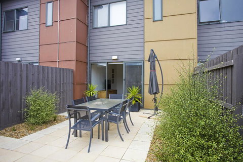 Sands Supreme 55 - Holiday Sunshine Coast 1